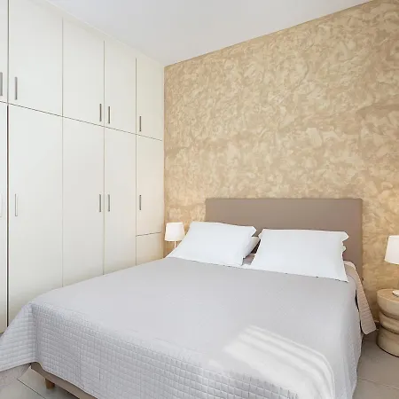 Apartment Amelia Luxury Living Mantaka
